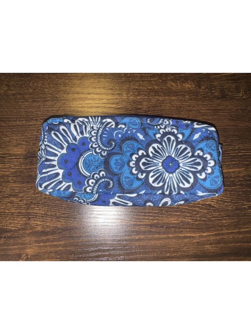 EUC Beautiful Vera Bradley Blue Floral Paisley Plastic Lined Small Makeup Bag